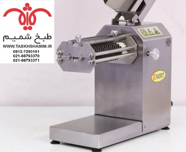 بیفتک زن رستورانی
