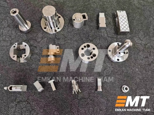 خدمات تراشکاری،سری کاری،فرز و طول تراشی CNC